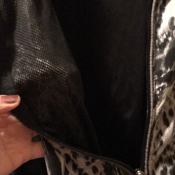 Jacket - Picture 5 of 5